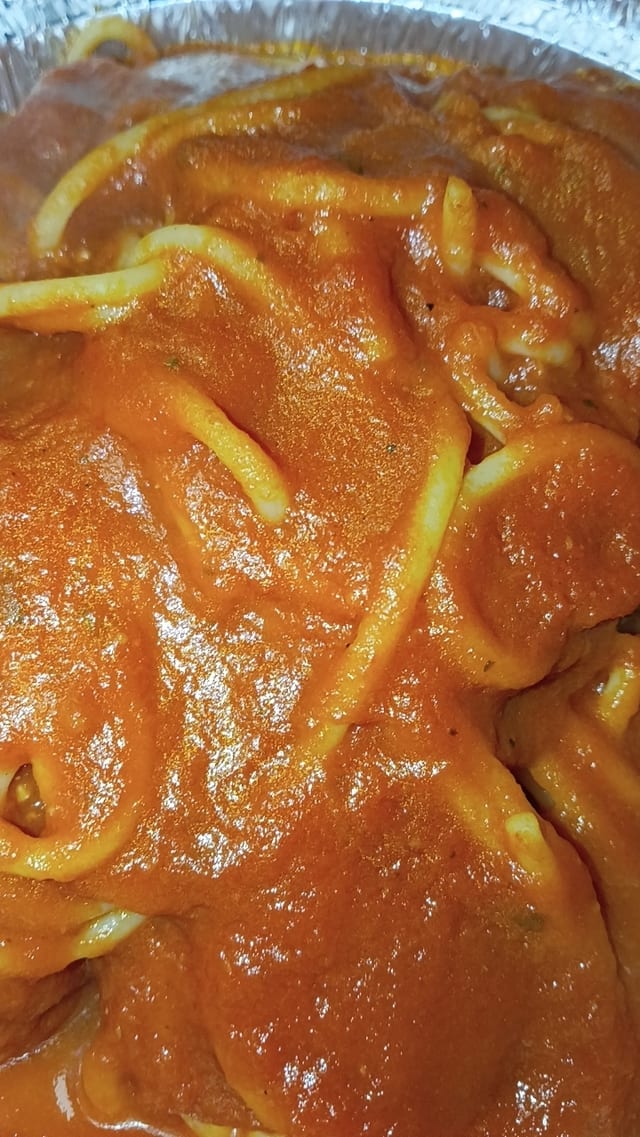 Pasta w/ Tomato Sauce.