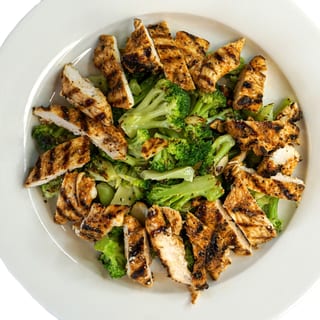 Grilled Chicken w/ Sautéed Broccoli Oil and Garlic